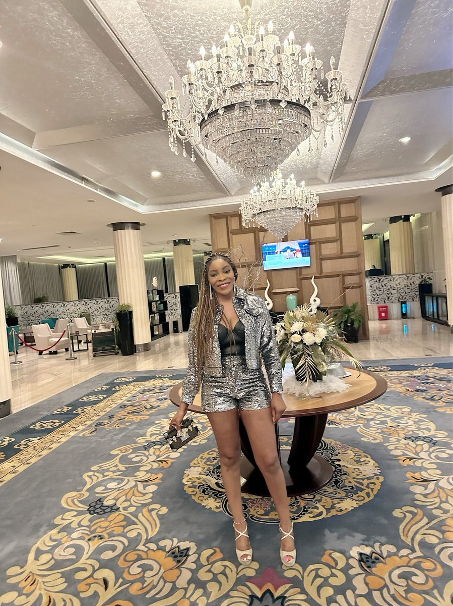 Giselesoft's tweet image. Happy New Year from Kinshasa 🇨🇩♥️ #OkapiDRC @Okapi_Finance #Blessings