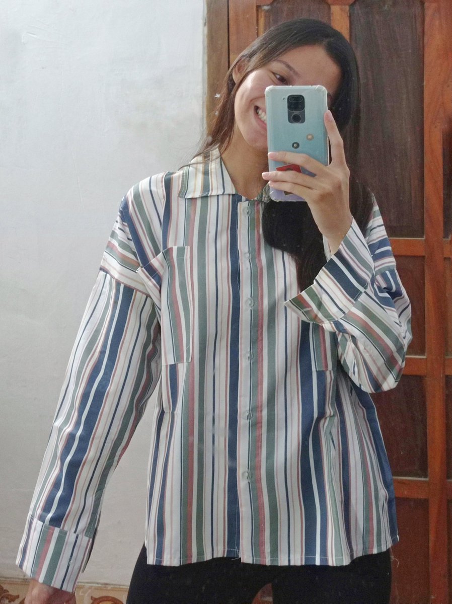 acelianaysa's tweet photo. 📎Hanako cute shirt
     💸25k
https://t.co/L0ZF5z6d0N
murah bgttt😭🫶🏻 but menurutku kemejanya bagus sih cuma kurang disetrika aja, kalo dah disetrika bagusss dipakee. dijadiin outer juga baguss https://t.co/rb3uQqZnlX
