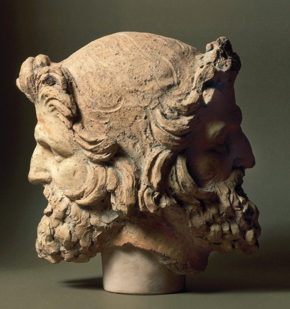 chapps's tweet photo. Today, it's appropriate to appreciate Janus, the two-headed god of transitions, beginnings, endings, doorways, and duality. The month of January is named after him. One head looks back on the past, reflecting, one head looks forward to the future, hopeful. Happy new year! https://t.co/RTUEYJvzFg
