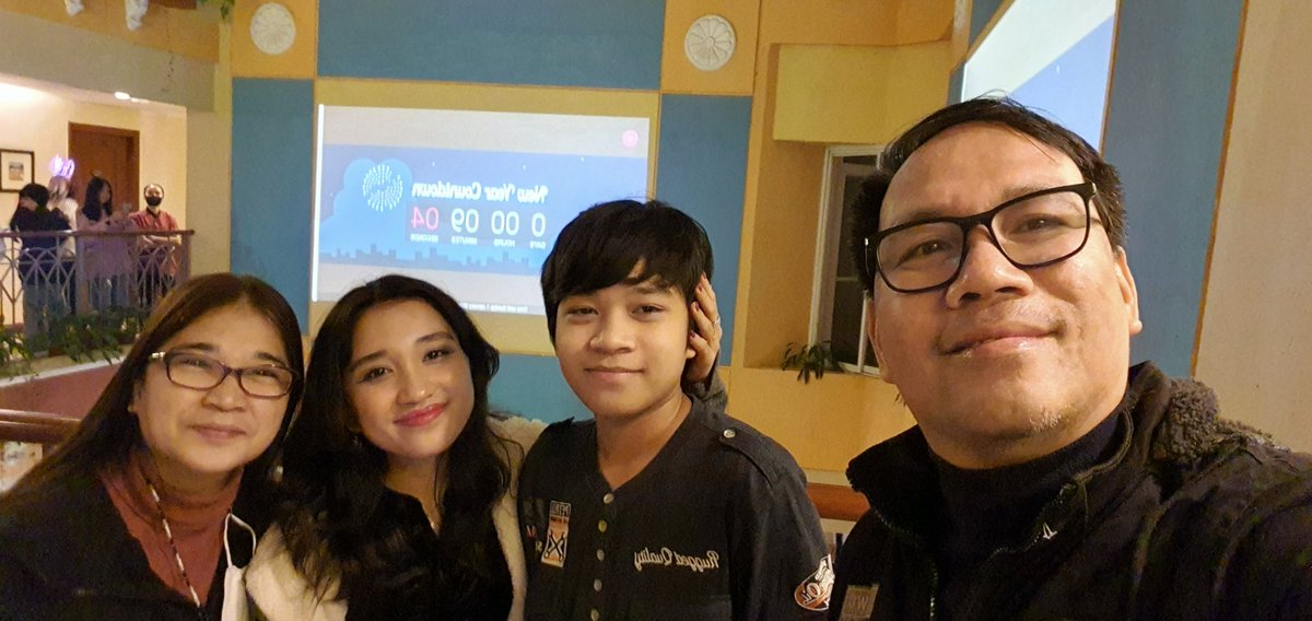 reneliam's tweet photo. Happy New Year from our family to yours https://t.co/n7TeJ1I6QM