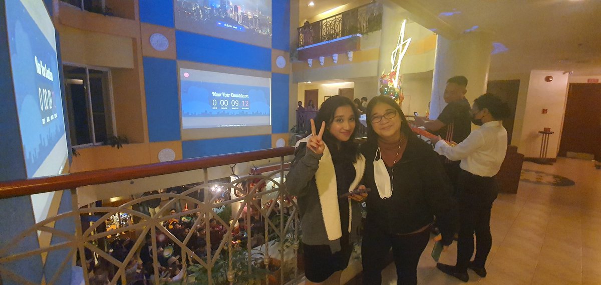 reneliam's tweet photo. Happy New Year from our family to yours https://t.co/n7TeJ1I6QM