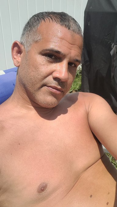 Happy New Year! https://t.co/vjEnVKikxM