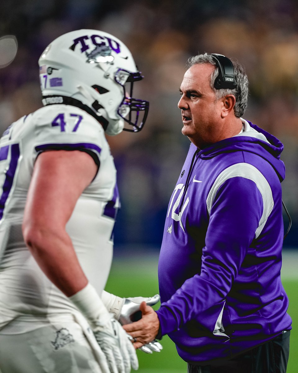 TCUFootball's tweet photo. Bring it on home. 

#GoFrogs #DFWBig12Team #FiestaFrogs https://t.co/9VnAlbG5Nr