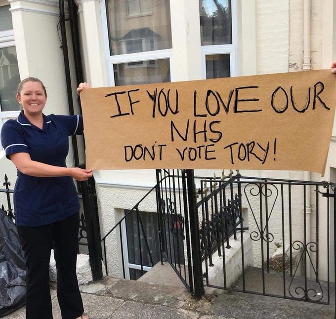 Justice_Seer's tweet image. #PickYourSide!

#OurBelovedNHS  -v-  #ToryCriminalsUnfitToGovern 
         🔽💙🙏😍                 🔽😡🤬🤢