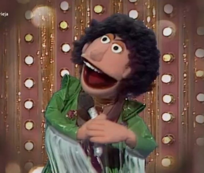 Las marionetas de <a href="/theragdxll/">Boros</a> el día que se quede sin madera y cosas bonitas