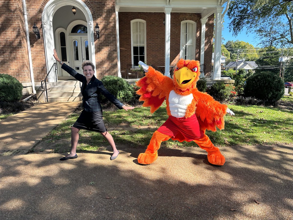 UT_Southern's tweet photo. From on campus scavenger hunts, to exceptional lectures and guest speakers, and even goat yoga (or with Flame 😁), it’s safe to safe UT Southern has had quite the year! Firehawks and Friends, what’s been your favorite on campus event ? 🤔
Let us know in the comments below! 
#UT22 https://t.co/bfFyWiQUDH