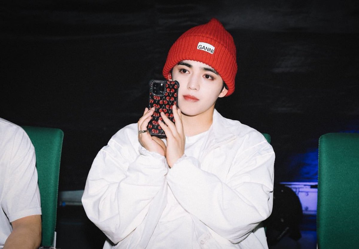 cchoisc's tweet photo. Por otro año amando a Choi Seungcheol y a todo Seventeen 🍒

@pledis_17 https://t.co/2AVOvPHrVb