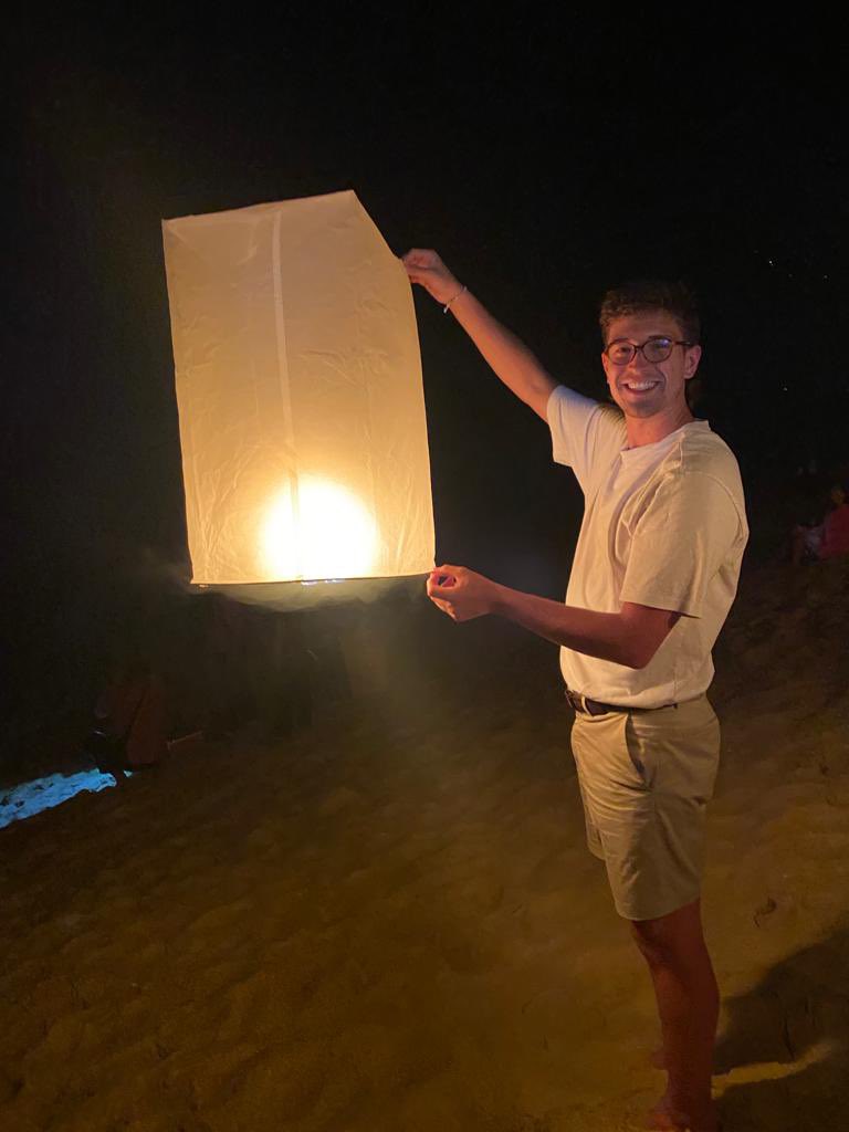 GriffinSam_'s tweet photo. Happy New Years to all https://t.co/2s6A3i0y6d