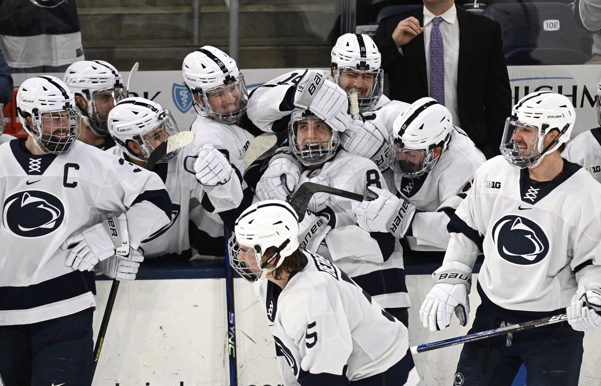 First collegiate goal and it was the game-winner for Big Al!!

#WeAre #HockeyValley

<a href="/alex_servagno/">Alex Servagno</a> | <a href="/GamblersHockey/">Green Bay Gamblers</a>