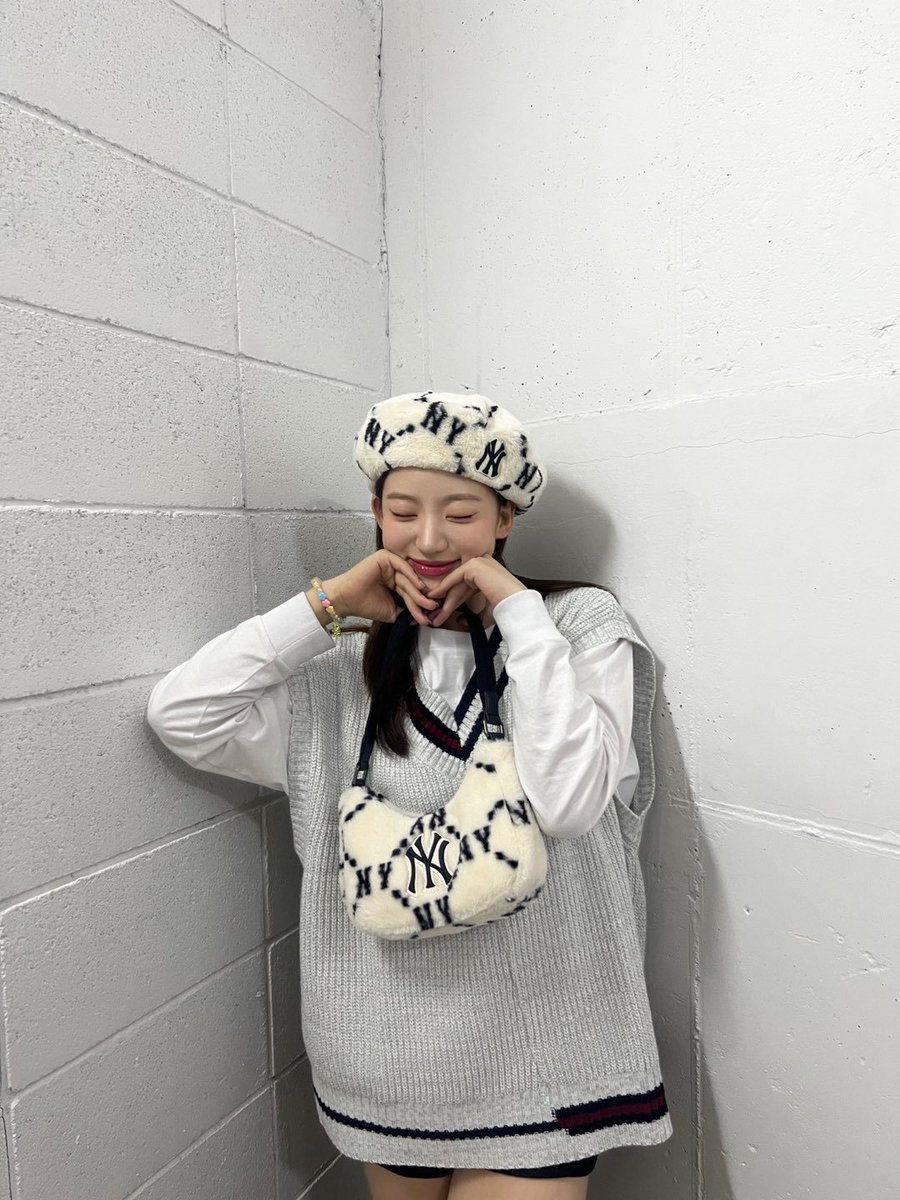 forkimsiyoon tweet picture