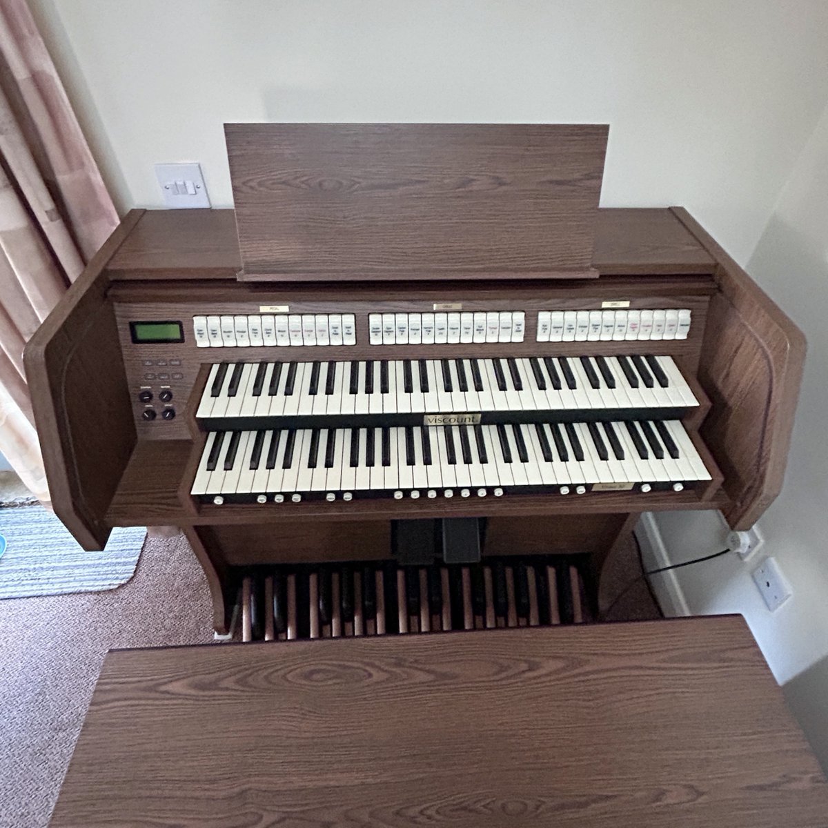 Our final and most memorable delivery of 2022. We travelled over 350 miles to the incredibly picturesque Thornton Le Dale in North Yorkshire On Dec 24 to fulfil this customer's wish. Happy New Year to all our friends and customers! #HomePractice #DigitalOrgan #MusicInEducation