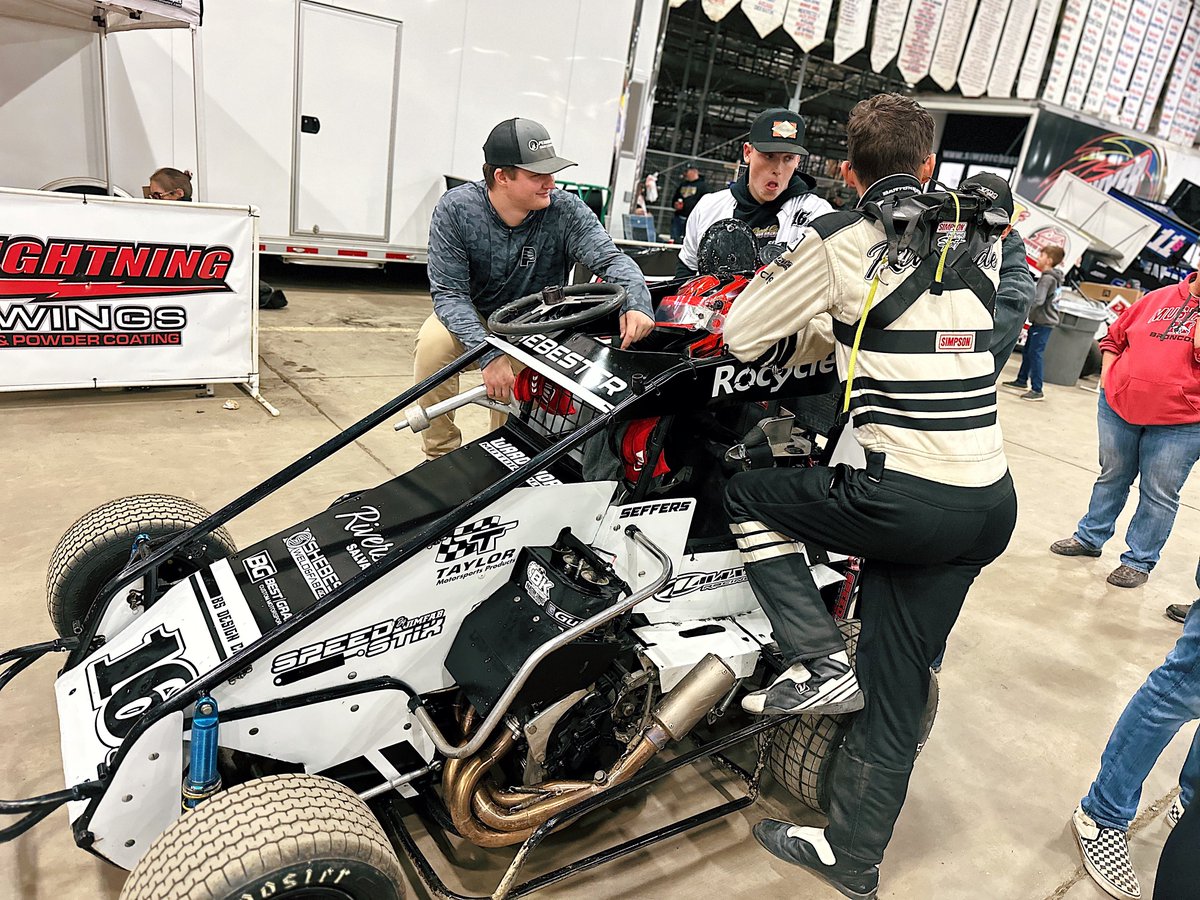 Walkapedia_'s tweet photo. It’s not often that you advance from the dead last row of an LCQ to transfer into an A-Main at @TulsaShootout — but that’s exactly what @SShebester did to make it in Stock Non-Wing starting P24.

He’s just pumped to start his first-career big dance in the building! https://t.co/aQ1SK2tsMp