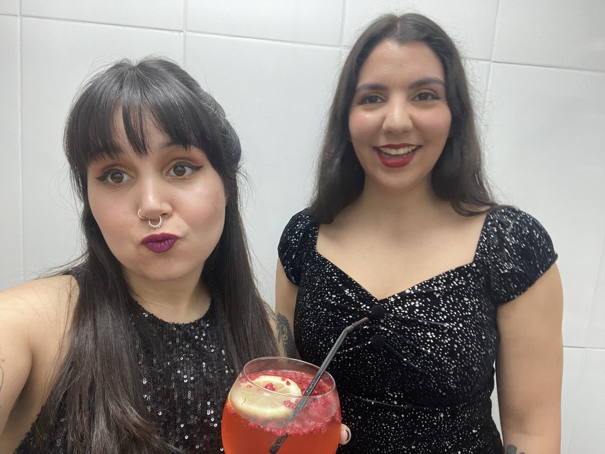monanoke_'s tweet photo. Y empezar el 2023 bien cabrón💕 https://t.co/VIPAoeSca7