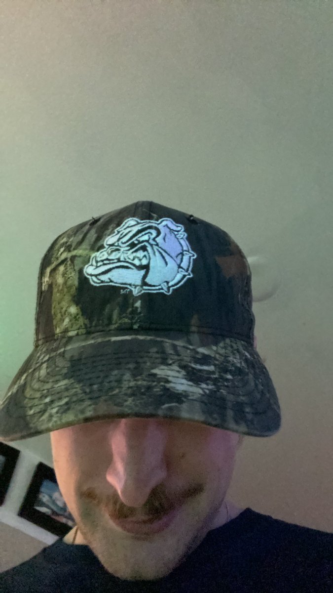 brodeanbro's tweet photo. @ElKnappitan Dogs ? https://t.co/B2RPNxBiwF