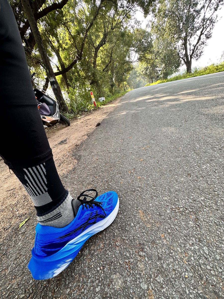 SrinivasFitness's tweet photo. No #Dayoffs ππΎββοΈ
No EXCUSES β€οΈβπ₯
Day 1006 ππ€π½
Letβs #Run π«Άπ½π₯ https://t.co/KMvtgz0gWf