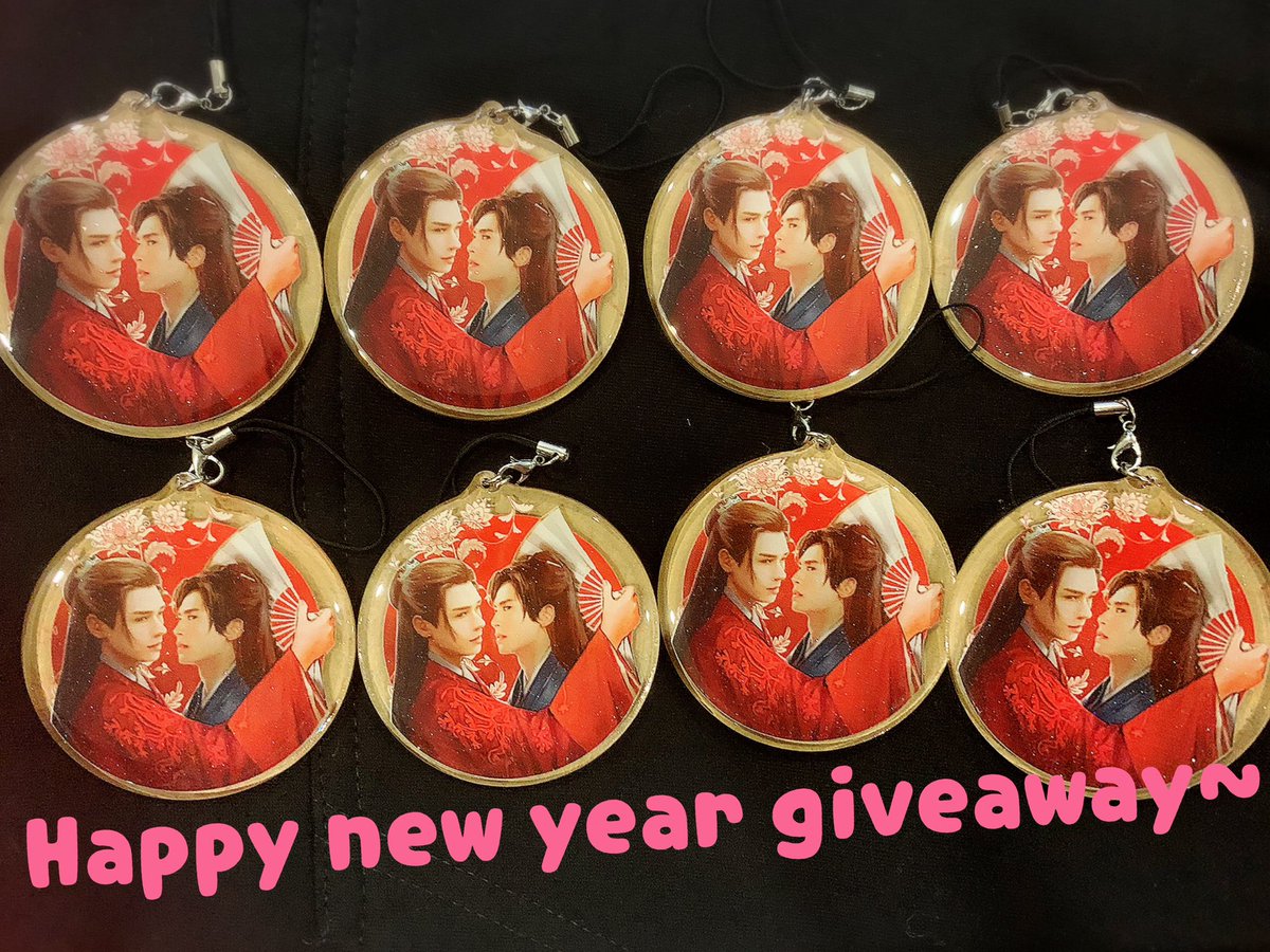 agikun's tweet photo. Let's start 2023 with a happy #WordOfHonor #WenZhou #giveaway🏔️♥️💙

I have 6 epoxy charm prototypes as a gift. 

Rules:
🤍 Must follow me
🤍 Rt &amp; Like this post
🤍 Will ship worldwide
🚫 No 🐳 Zhangsanjian fans 
      and Toxic 🍄

Will pick winners on 6th January😘 https://t.co/ALEJyzUaxp