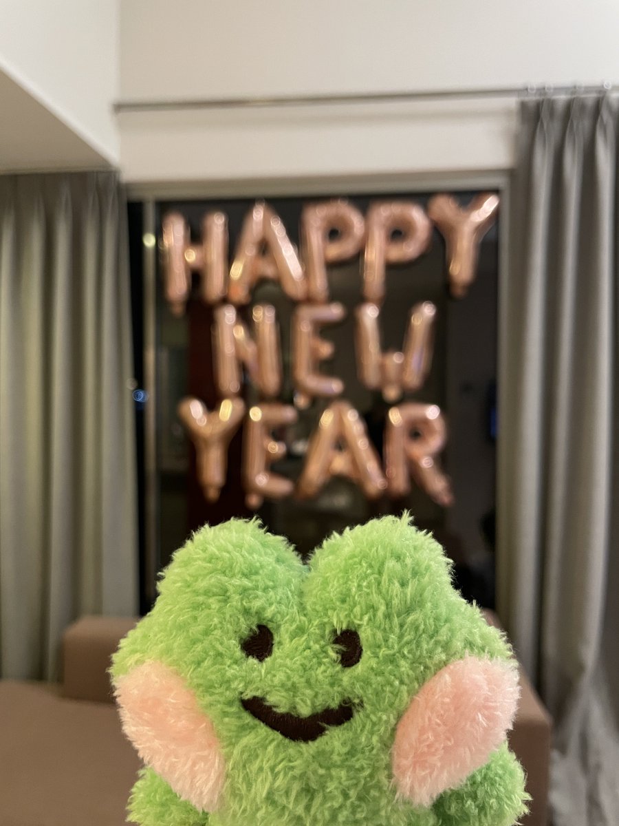 lucky_157's tweet photo. * 🎈 * 🧦.  🌛 * . * ✨ . * . 🧸 * . * . 🌟  . ☄️  * . 💌 . ʜᴀᴘᴘʏ ɴᴇᴡ ʏᴇᴀʀ🐰*. ⛄️  ✨ *.  ❄️* *   💫. *. * . 🌈 . 🎄 * . * .   .❤️ *. . 🌱 * https://t.co/e6vIM7aXQY