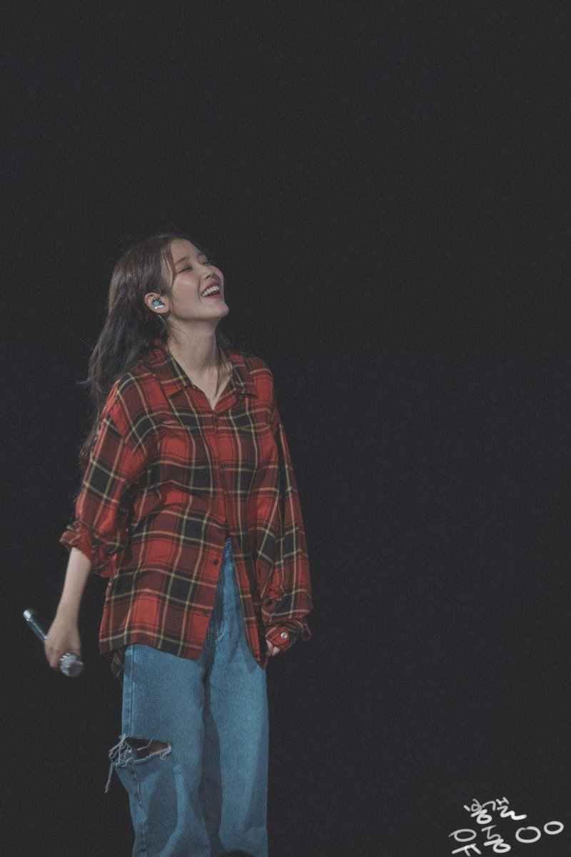 RenzMarian1's tweet photo. @mingukiu Her happiness is our happiness. https://t.co/uYL6a2NVB7