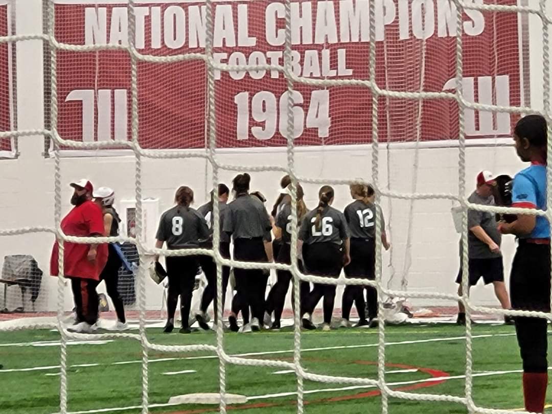 06Mavs's tweet photo. Team today at Wittenberg University. Played great today. Proud of them all https://t.co/1TgA6PqbKB