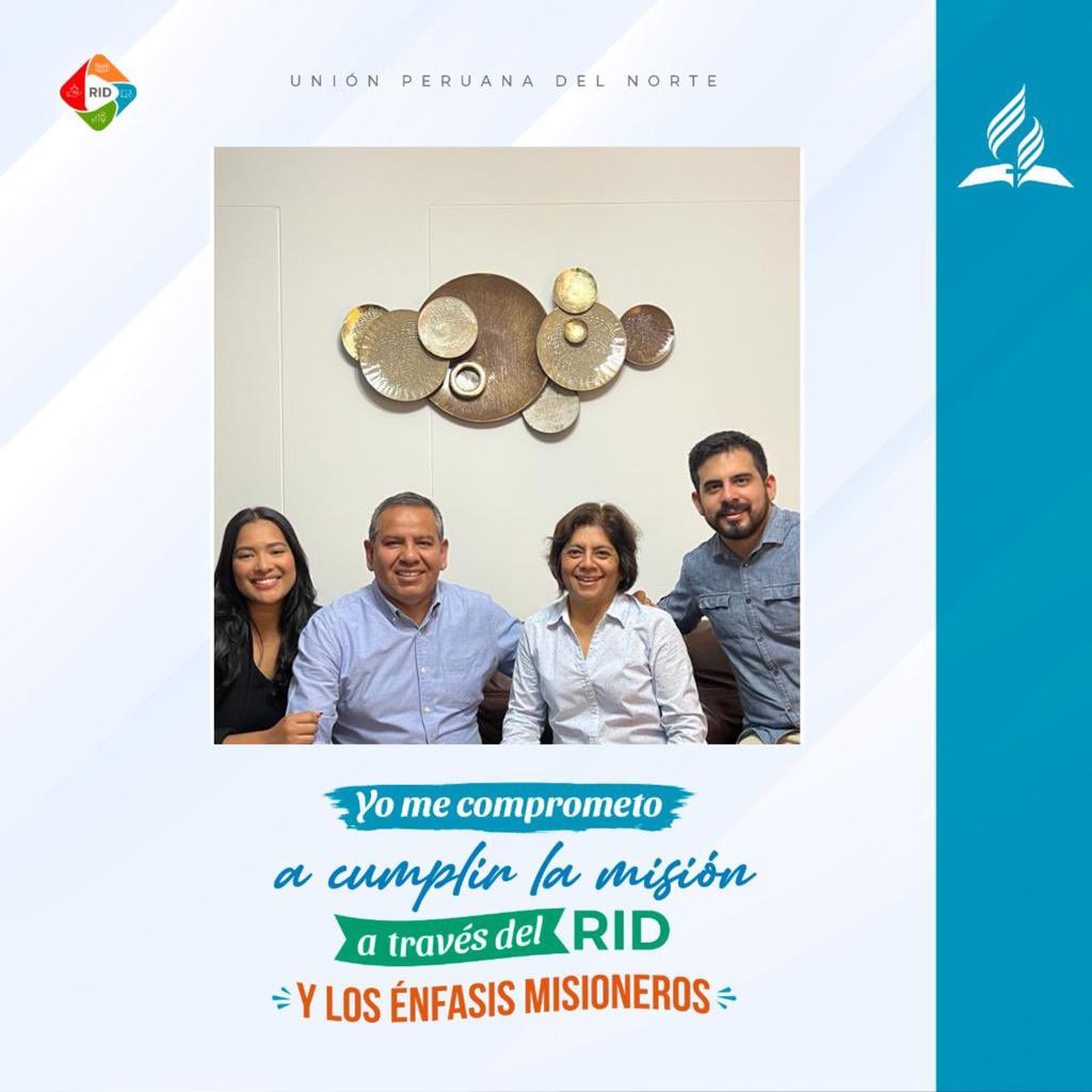 Amasias11's tweet photo. Al comenzar un nuevo año junto a mi familia renovamos nuestro compromiso con Dios. El
 #RID #EnfasisMisioneros. Un bendecido año 2023. https://t.co/FLTPseEBwg