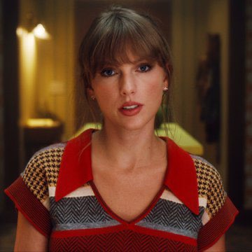 tracklist's tweet photo. Com 13 BILHÕES, Taylor Swift conquista o maior ano de streaming por uma artista feminina na história do Spotify. https://t.co/Hx2banrcZ2