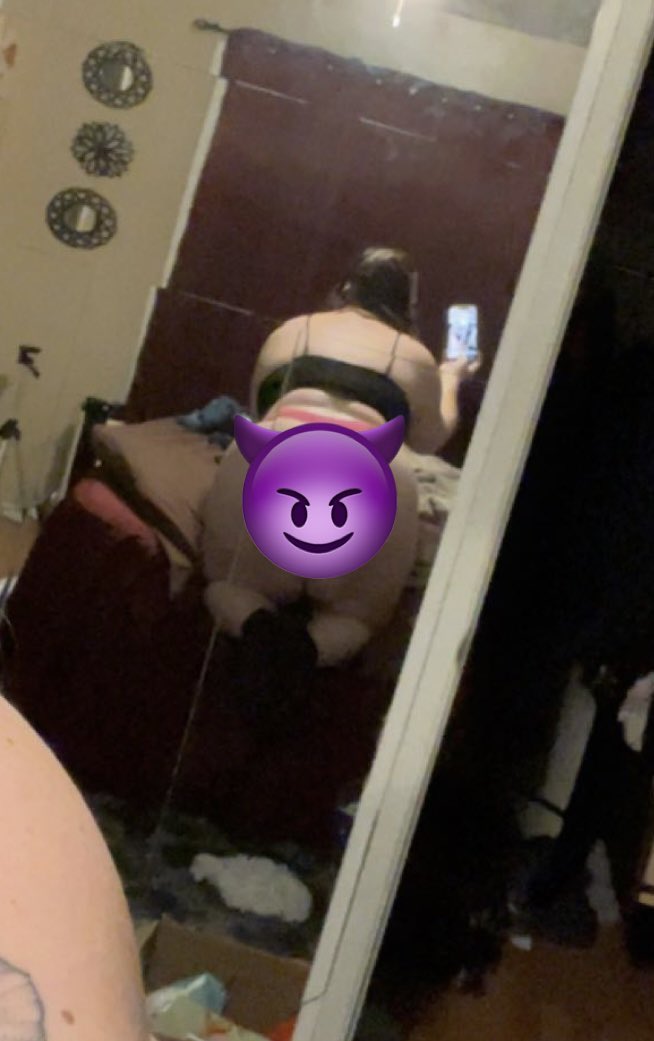 AshleySonnova's tweet photo. 20% off right now for the next 5 days for the whole month #onlyfansgirl #onlyfangirl #onlyfans #model #onlyfanz #onlyfansbabe #lingerie #onlyfangirls #sexy #onlyfanscreator #sellingcontent #beautiful #onlyfansspotlight #egirl
#BBW https://t.co/CTiTS334ip