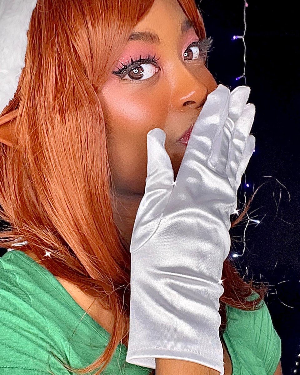 CosplayLuxury's tweet photo. Santa’s Little Helper🧝♀️(1/2)
#cosplay #cosplayer #mha #uraraka #urarakacosplay #urarakaochako #urarakaochakocosplay #uravity #uravitycosplay #elflook #elfuraraka #elfurarakacosplay #holidayuraraka #holidaymha #myheroacademia #mhacosplay #christmascountdown #kawaii #cutedance https://t.co/PLULFWVvwU