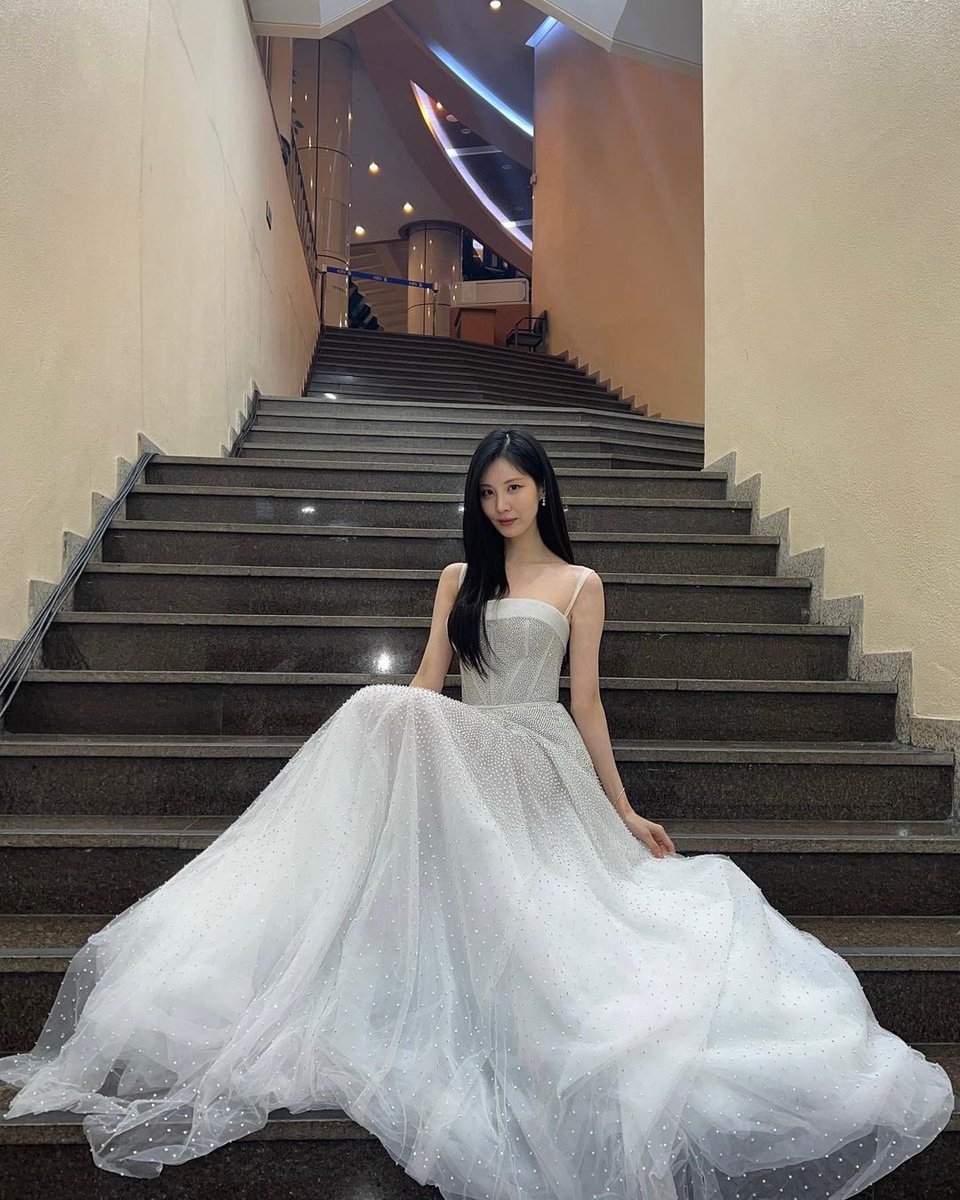 seojuhyunstagrm's tweet photo. [INSTAGRAM POST] seojuhyun_s:
참 많은 분들 덕분에 행복하고 감사한 2022년의 마지막을 보내고 새해를 맞이하게 되었습니다. 드라마 징크스의 연인을 사랑해주신 모든 시청자 여러분께 진심으로 감사드립니다. 언제나 옆에서 가장 큰 힘이 되어준 든든한 우리편 온사공벤져스 정요원장님, https://t.co/Qg3sgWotZW