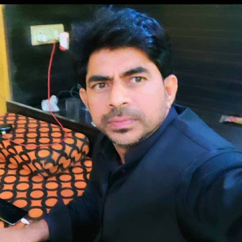 आप और आपके परिवार के जीवन में नववर्ष 2023  सुख समृद्धि लेकर आये, इन्ही कामनाओ के साथ नववर्ष की शुभकामनाएं
स्वतन्त्र यादव