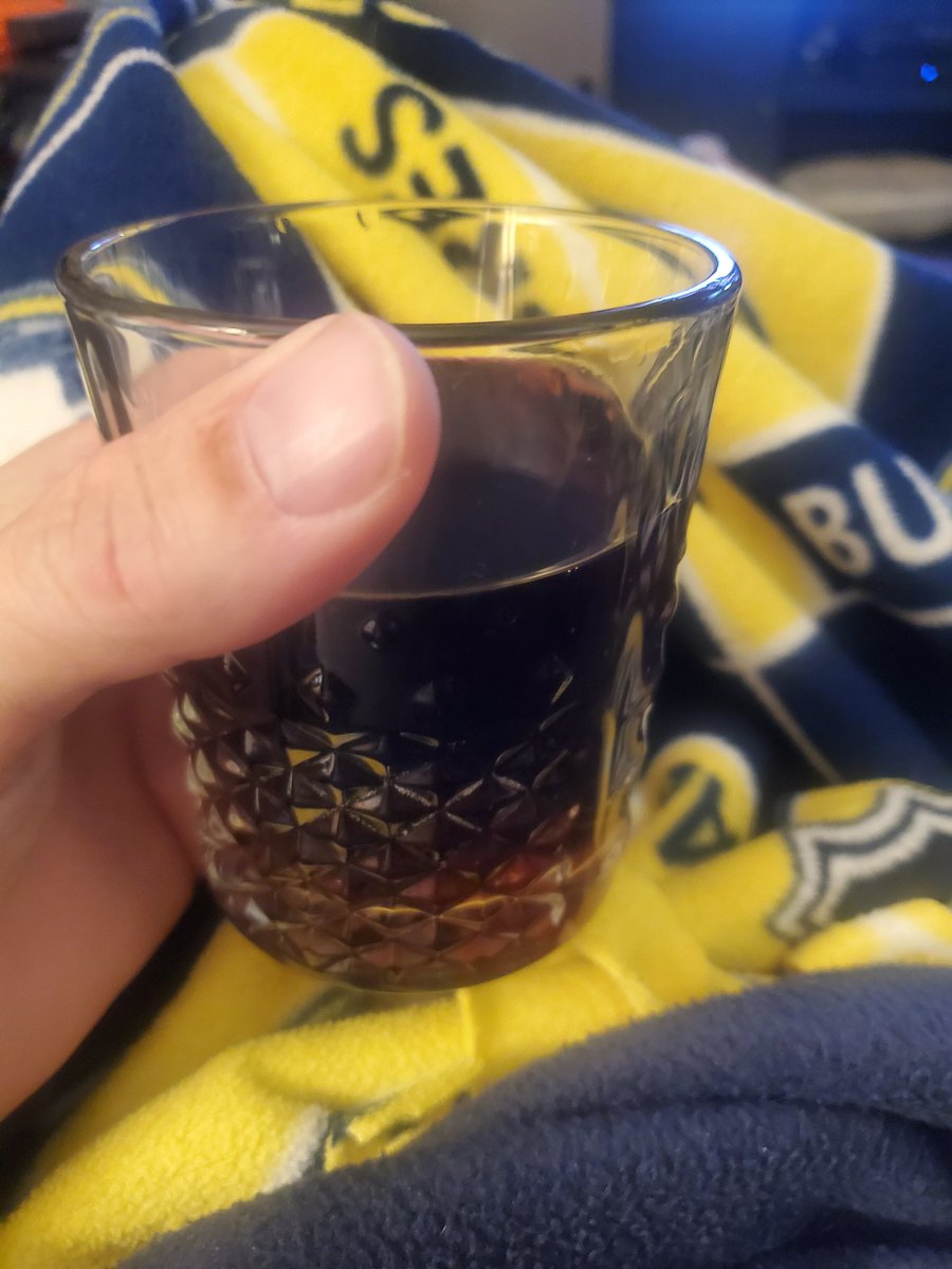 Fuck it ! I'm comfortable and drinking