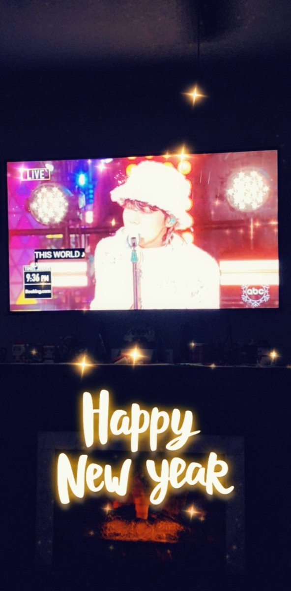 GinaGalan4's tweet photo. Our Sunshine rocked Times Square.  And the small interview at the end brought mentioning #BTS was sweet. #JHOPExRockinEve #HOSEOK #EQUALSIGN #Hobi https://t.co/qSgucwetrX