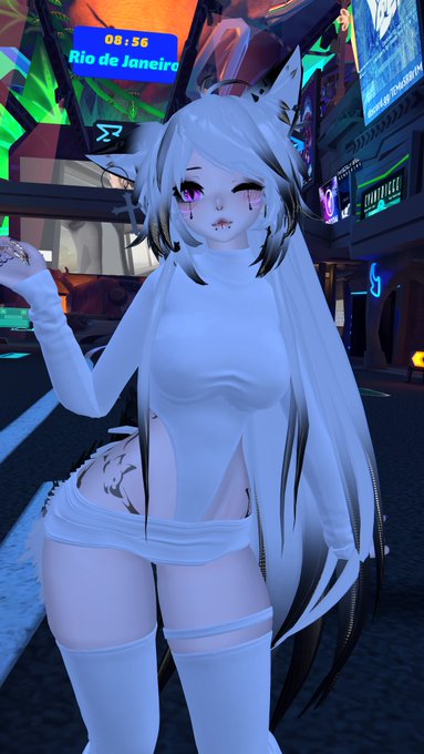 PARTY IS UP ON VRC AND LIVE 
https://t.co/ZT7jldN4k2 https://t.co/BkAMaugVnw https://t.co/cD9Ttp9QsC