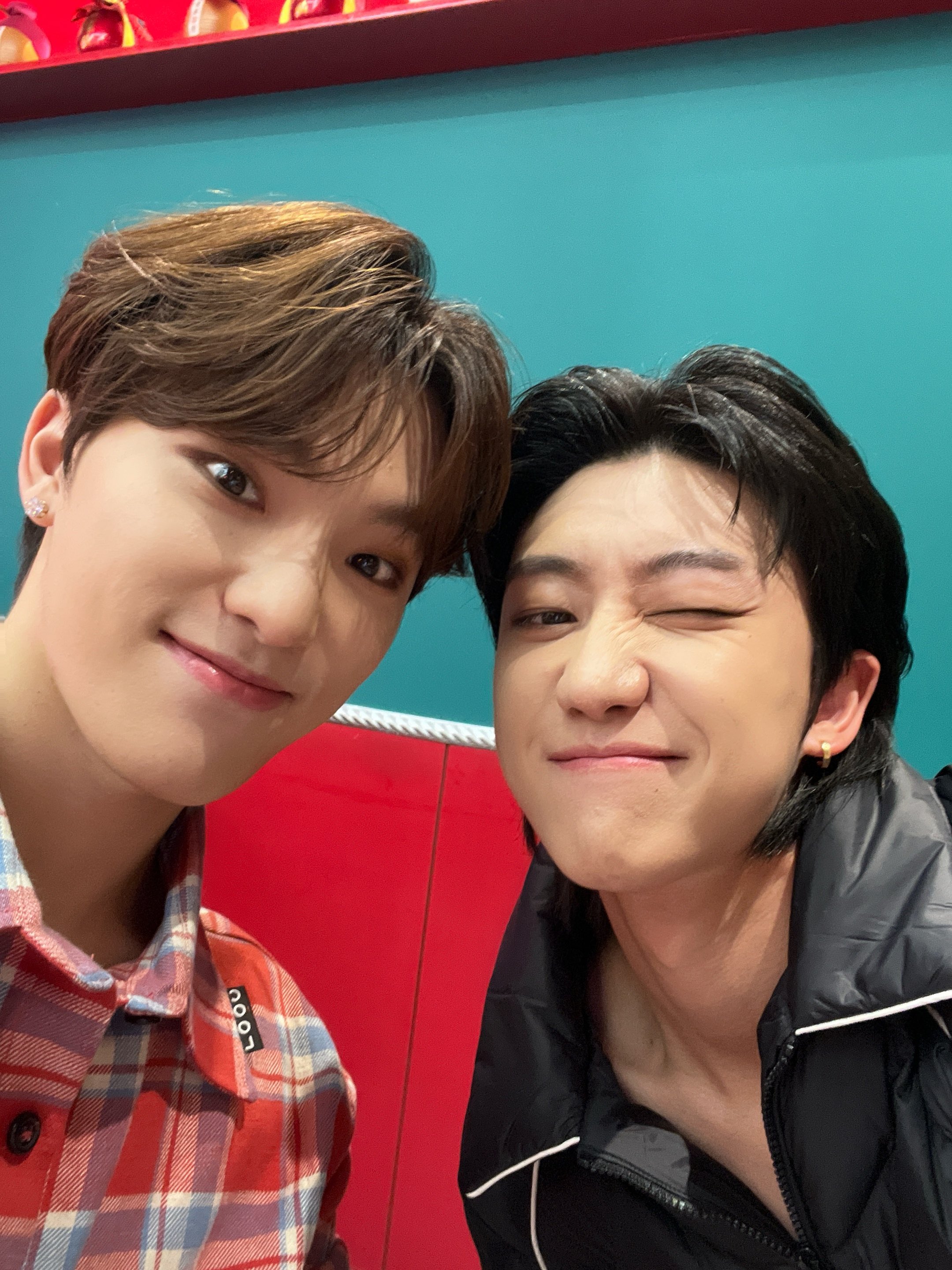 徐明浩吧_The8bar (@CHINATHE8BAR) / Twitter 徐明浩吧_The8bar (@CHINATHE8BAR) / Twitter