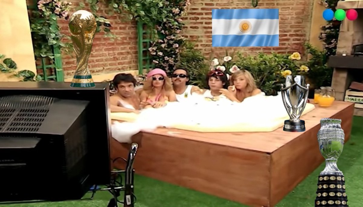 FELIZ AÑO NUEVO CAMPEONES TRAIGAN CHAMPAGNE QUE COPAS SOBRAN