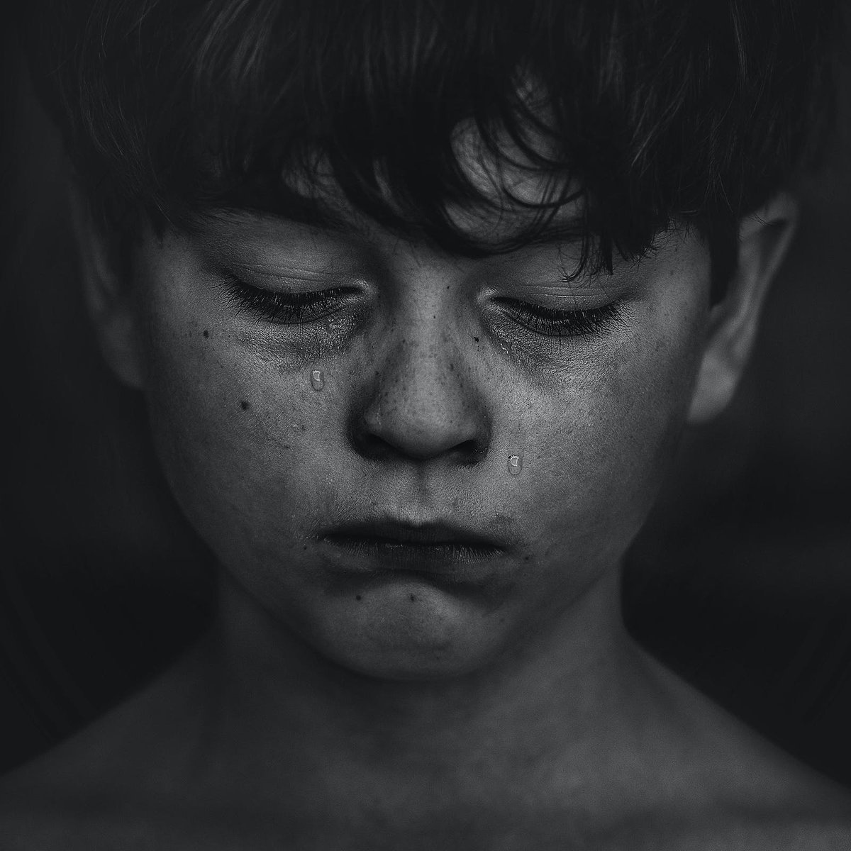 ecalixto's tweet photo. La adicción al trabajo tiene INICIO EN LA INFANCIA: 
- niños poco valorados, 
- padres controladores, 
- críticas terribles a sus errores. 
#NeuroTuit https://t.co/05WI23PeHz