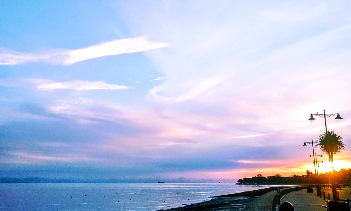 RydeAbide's tweet photo. Happy New Year Campers #IsleLoveWight #2023Delight https://t.co/V2ObFfE1oV