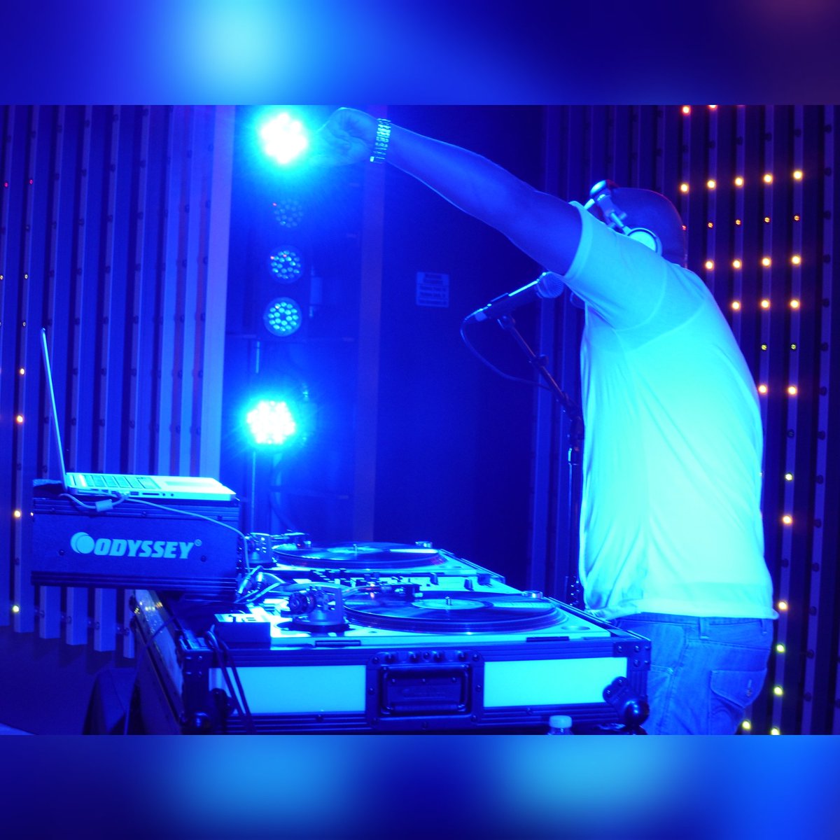 djthrive's tweet image. Happy New Year!! Feliz Año Nuevo!! Wishing you a great one. 🥳🍾

2023 It's TIME 📈🚀 #djthrive #happynewyear #thrivetime