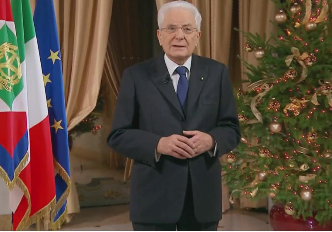 Vediamo se ho capito:

- Italia è una Repubblica non una nazione

- Repubblica è di chi paga tasse non degli evasori 

- Bisogna investire su rinnovabili

- È anno della pace: stop all’invio armi

- Futuro giovani passa dalla scuola non dai tagli su istruzione #GrazieMattarella