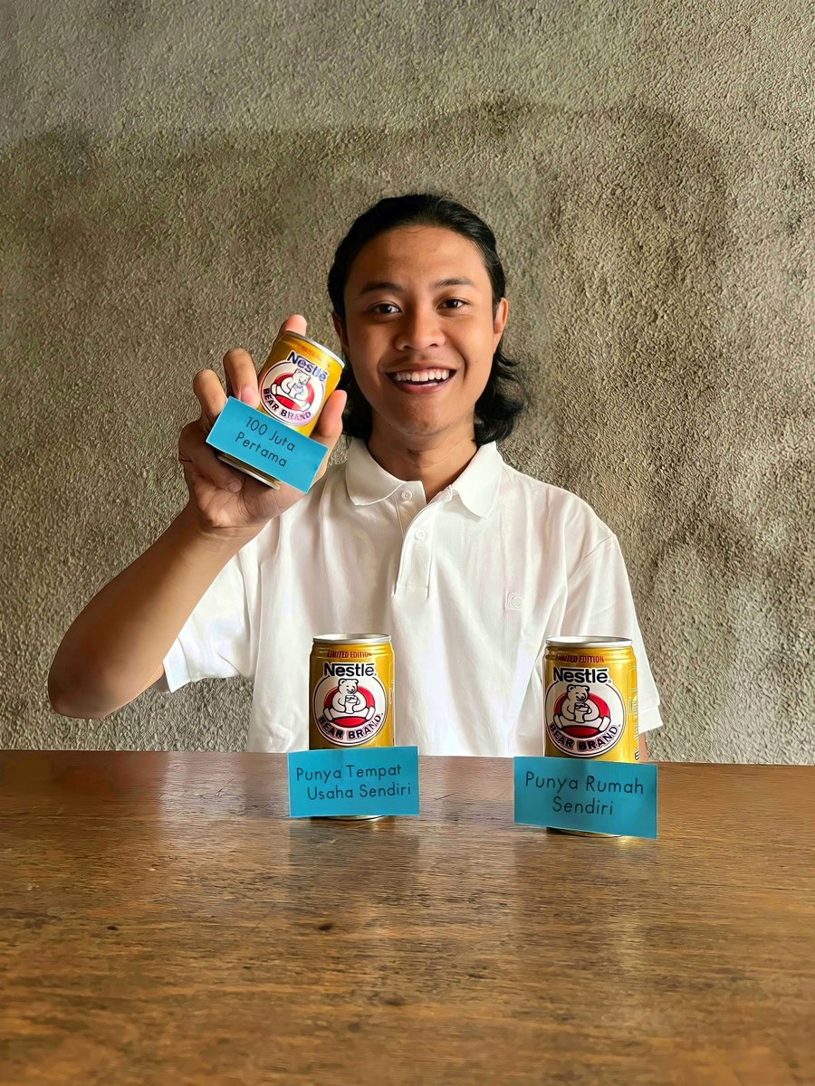 adityajuliannn's tweet photo. ngomongin yg baru2, @bearbrand_id juga baru ngeluarin Golden Can Limited Edition. masih dengan kandungannya yang sama, nah tapi kali ini membagikan spiritnya biar kita achieve resolusi di 2023!
aku tempel #MyGoldenResolution di kalengnya, semoga tembus di tahun ini! https://t.co/Dk8L4hMZ2y