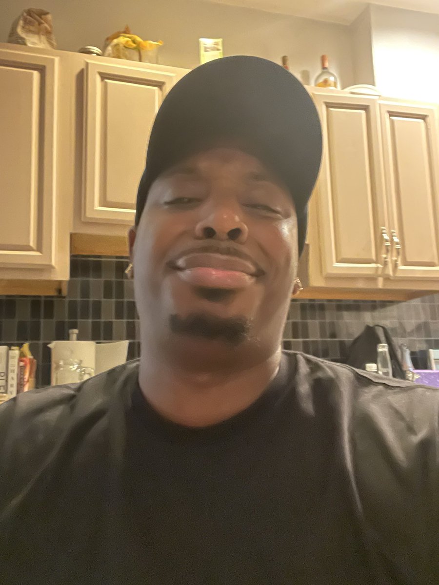 DatFlyGuyMoe's tweet image. 