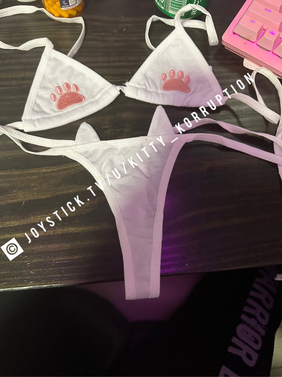 KorruptionKitty's tweet photo. Making my @joystickxxx return this week! If you want to see me wear this w/my body cam on, raise $100 before this Wednesday! $ App preferred! #joysticktv #kittybikini #microbikini #microkini #bodycam #gamergirl #egirl #catgirls https://t.co/lbLWzdkOmj