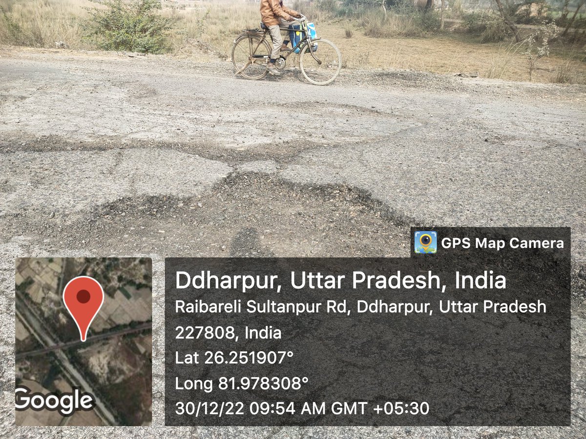 Shishir87059916's tweet photo. @nitin_gadkari सर रायबरेली टांडा हाईवे पे पैचिंग का काम हुआ है जिसकी गुणवत्ता निम्नस्तरीय है। Patching के कुछ दिन बाद सब उखड़ गया। इस रोड पर सफेद पट्टी भी ना के बराबर है जो हमेशा ही एक्सीडेंट को आमंत्रित करता है। https://t.co/2heshbgS7q