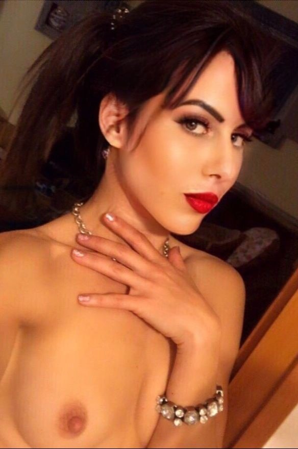 Wishing you all the very best for 2023. May we all have a great year. ❤️💋 #boobs #breast  #HappyNewYear #lipstick #naked #nipple #nude #tit