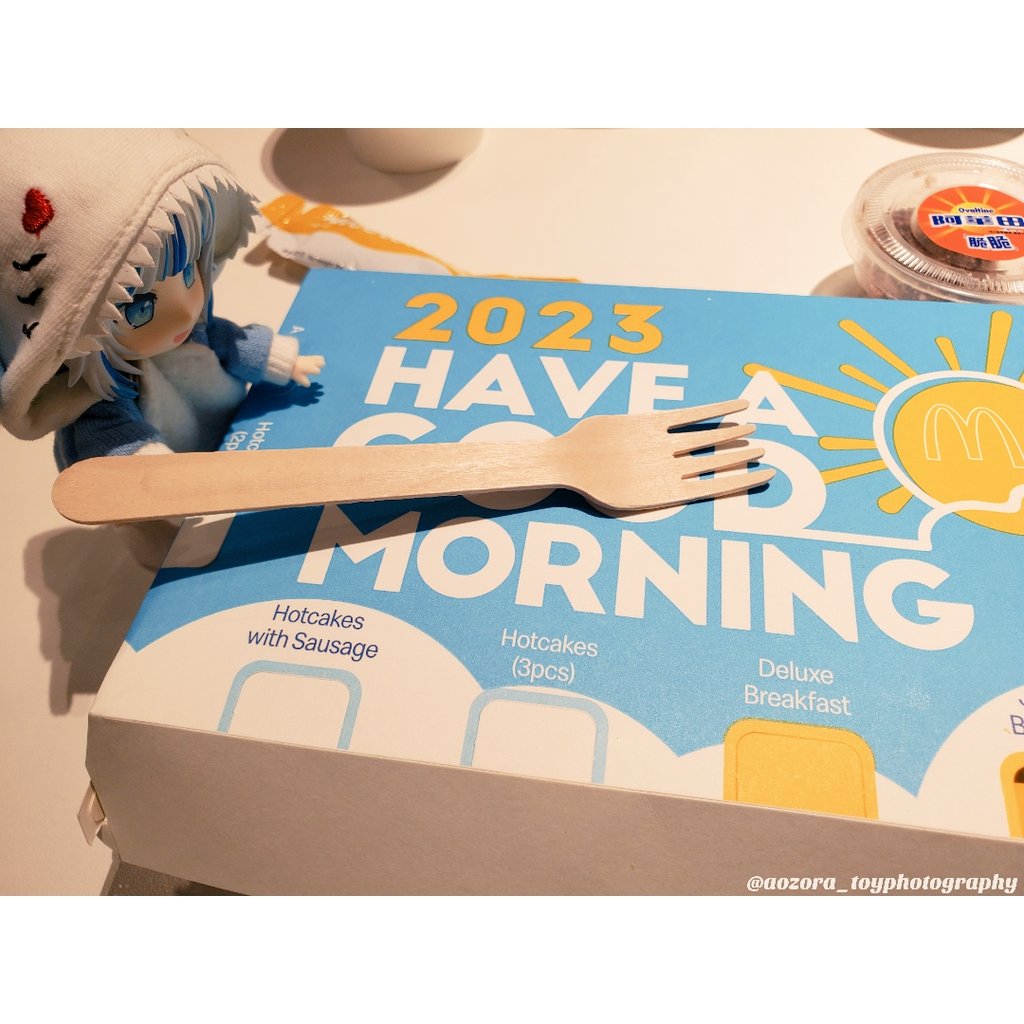 Every January 1st is to eat the all-day supply McDonald's breakfast~😝

#toyphotography #nendography
#anime #黏土人 #nendoroid #ねんどろいど #hololive #ホロライブ #vtuber #gawrgura #gura #shark #gawrt
#happynewyear #新年快樂
#麥當奴 #mcdonald #breakfast #早餐 #alldaybreakfast