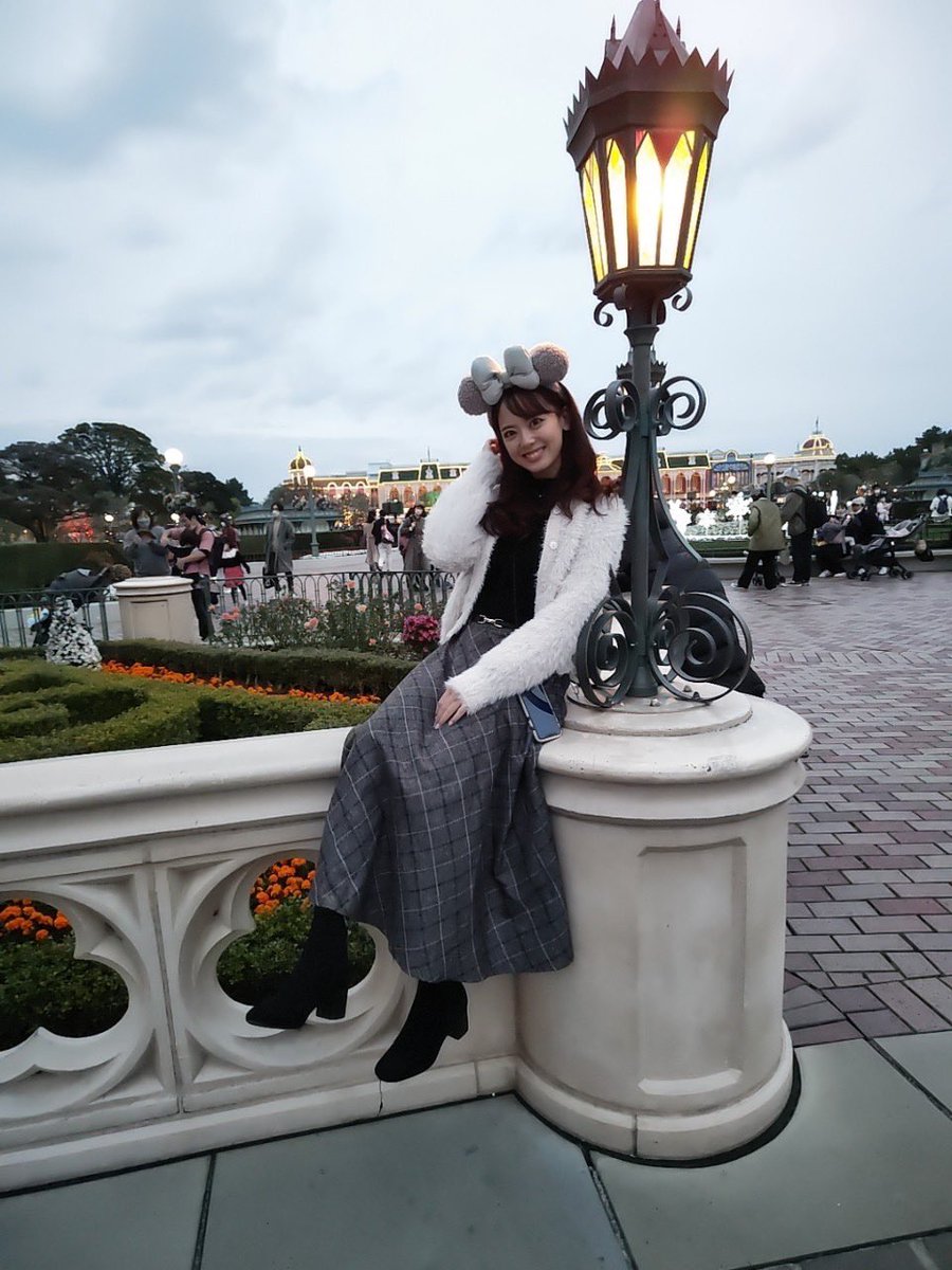 ayaya1825's tweet photo. あけましておめでとうございます🌼
今年もよろしくお願い致します🤲
27歳になりました😂(衝撃) https://t.co/RHb0pSz9Pr