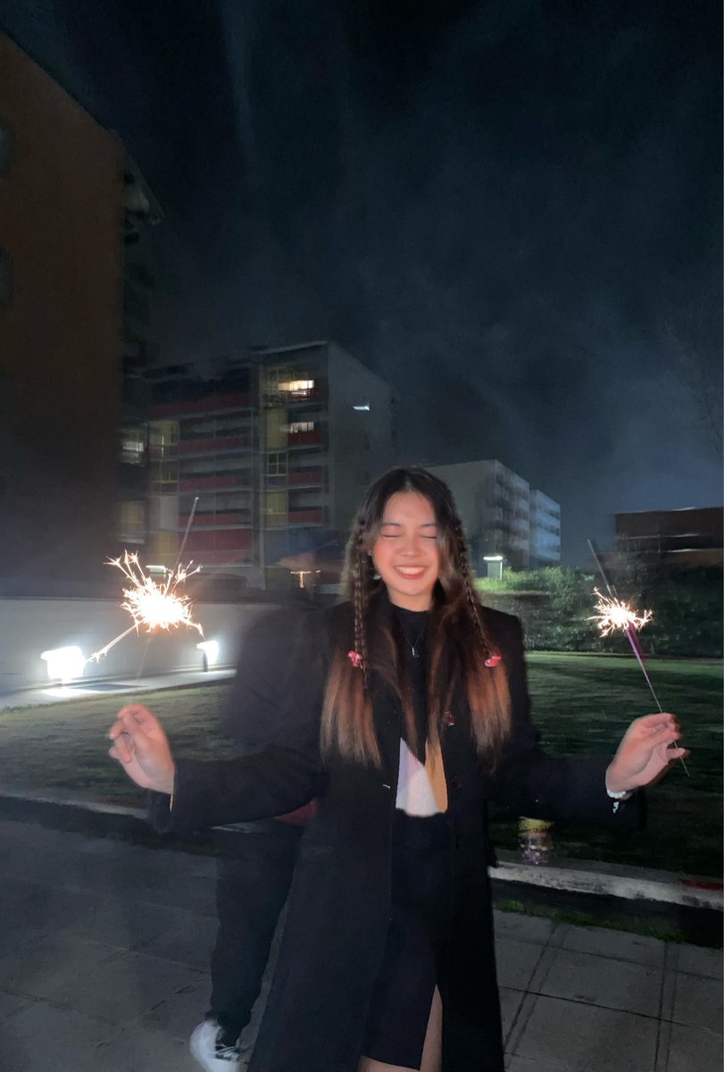 first pic of 2023 hihi