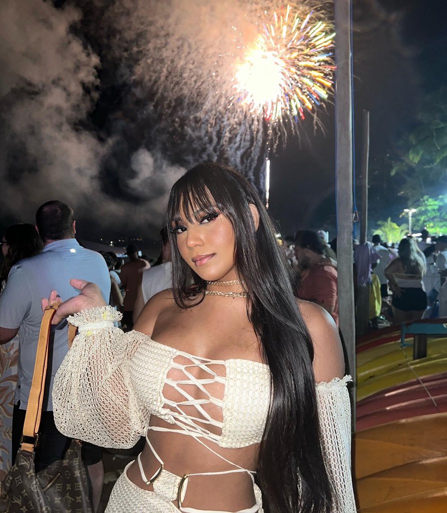 IamLaysa tweet media