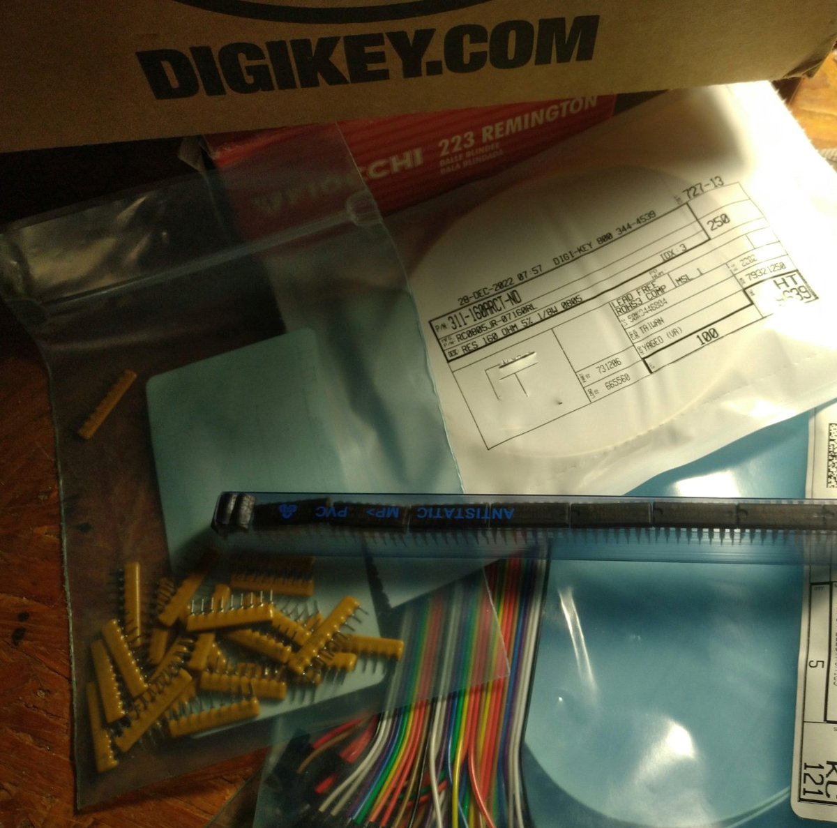 0x060x060x06's tweet image. #Hibernaculum has hit its year end goals and then some. @modredcastleton and I are working with subject matter experts to bring you big things in the next year. 

From my workshop to yours, happy new year.