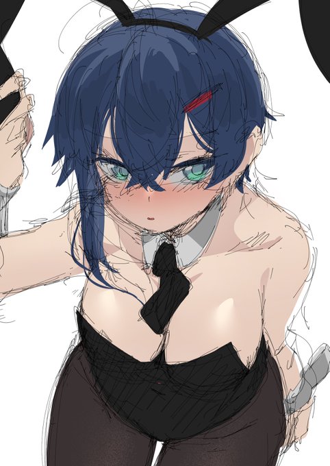 というわけで昼休憩にラフを書き申した 