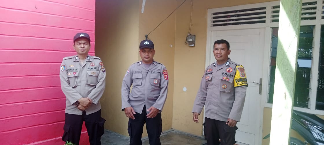 Kayadin5's tweet photo. Pam gereja ezra 
#polisi
#polisiindonesiea
#polisihumanis
#divisihumaspolri
#temanpolisi
#humaspolresgorontalokota
#kapolresgorontalokota
#polresgorontalokota
#polsekkotatengah
#bhabinkamtibmaspolsekkotatengah https://t.co/1T37ZlcxSp